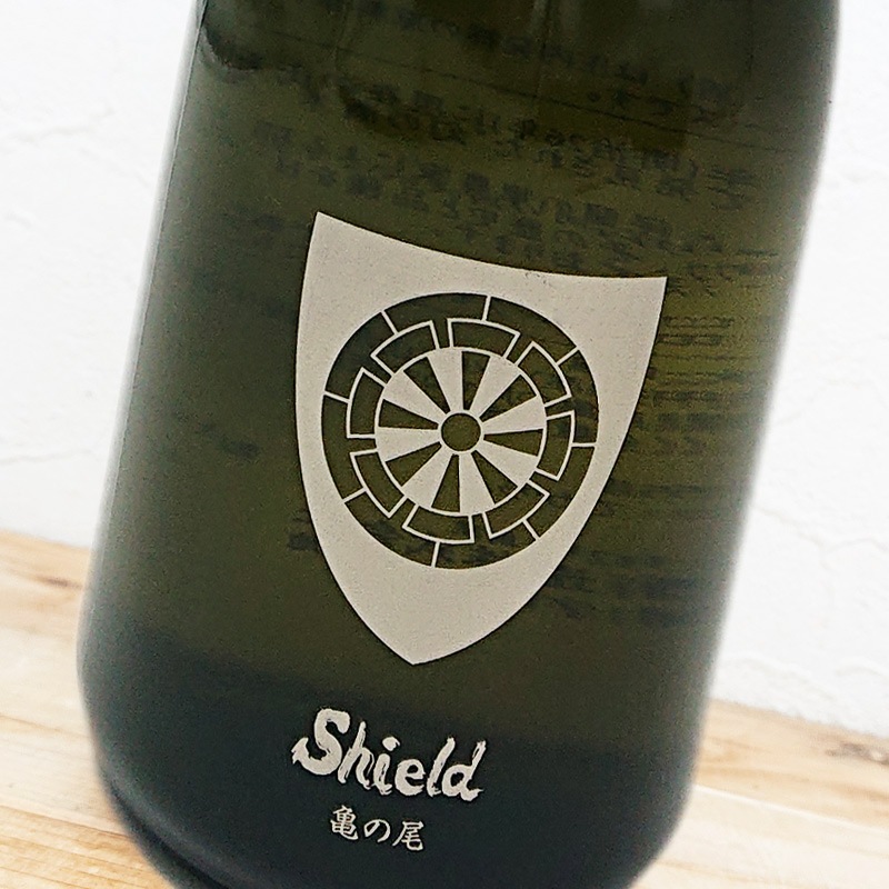 Ź¢ˤˤưǯạ̈äƤޤ۽ Shield   R3BY(720ml)