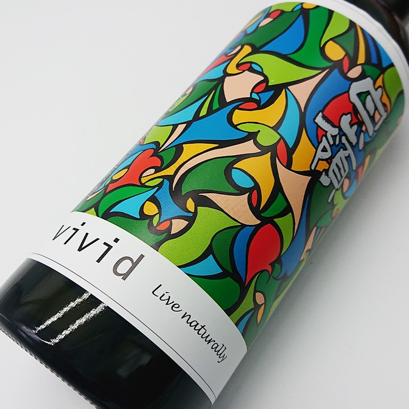 ������Ź���꾦�ʡ����� Vivid ��Live naturally�� ���ƶ��̵�ɲ������� R3BY(720ml)