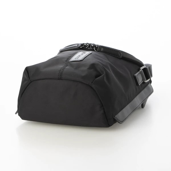 ��Y'SACCS�ۡ�CORDURA�ߥꥵ������쥶���ۥ饦��ɥե�åץߥ˥�������