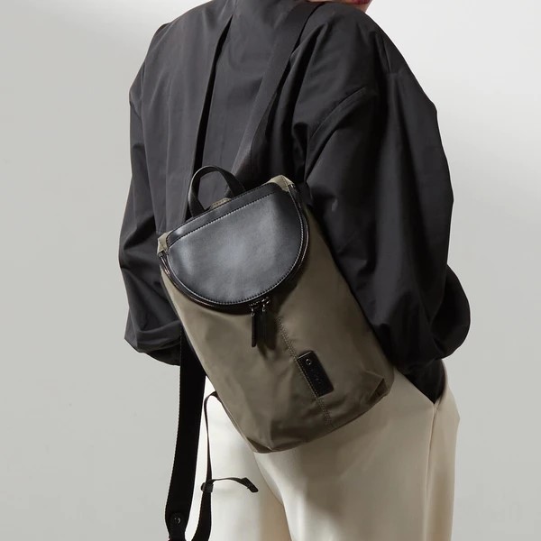 Y'SACCSۡCORDURAߥꥵ쥶ۥ饦ɥեåץߥ˥å