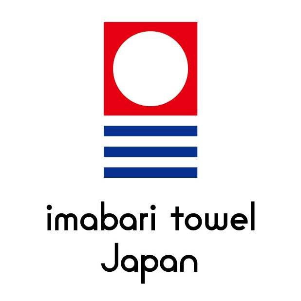 <br><p>
　愛媛県今治市は、130年もの間、タオル産業が受け継がれてきたタオルの聖地。この聖地でタオル産業の発展を担ってきた今治タオルは「安心・安全・高品質」なジャパンクオリティの代表製品として、ゆるぎない地位を確立しています。今治タオルは、独自の品質検査をしています。たとえば「５秒ルール」。タオル片を水に浮かべたとき、５秒以内に沈み始めるかどうか。今治タオルの最大の特徴である「吸水性」を保証するため、産地で独自に設けた品質基準のひとつです。このような基準を満たしたものだけが、今治タオルのブランドマークをつけることができます。</p>