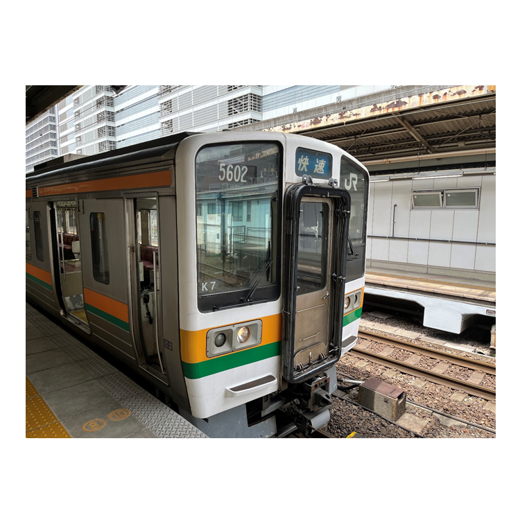 JR쳤211ϥ20253Ϥޤ