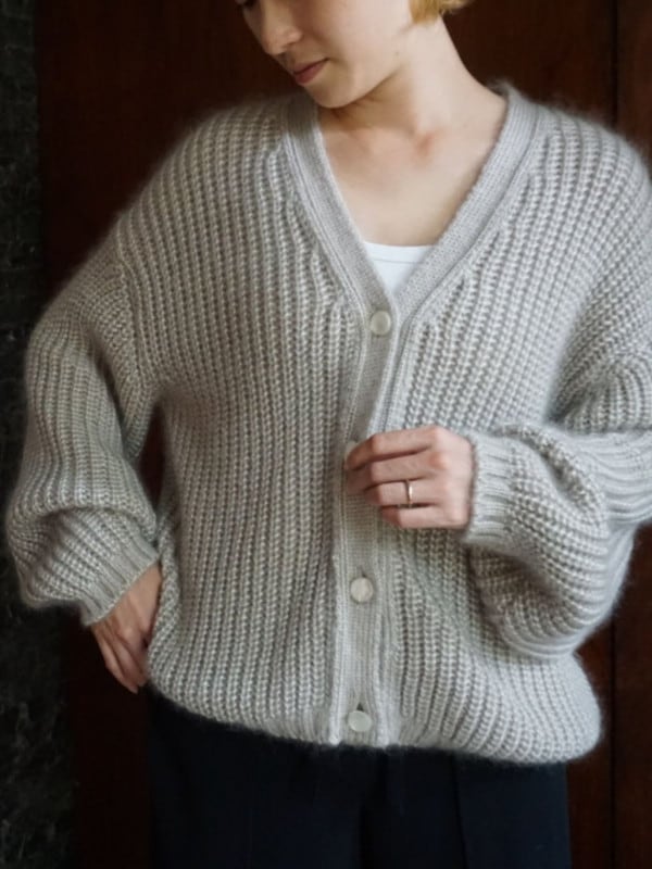 【25AW新作】シルクモヘヤカーディガン グレージュ