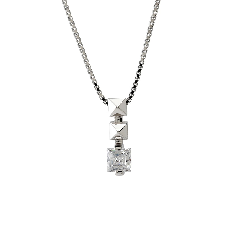 キュービックジルコニア　スクエアデザイン　ペンダント ロジュームカラー