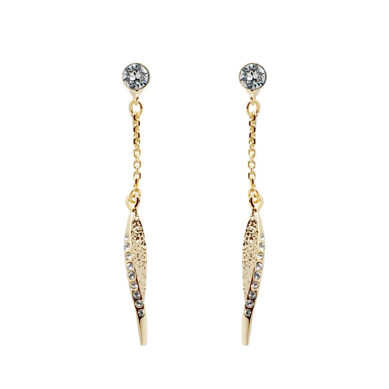 リーフモチーフ　メタルスイングピアス ゴールドカラー