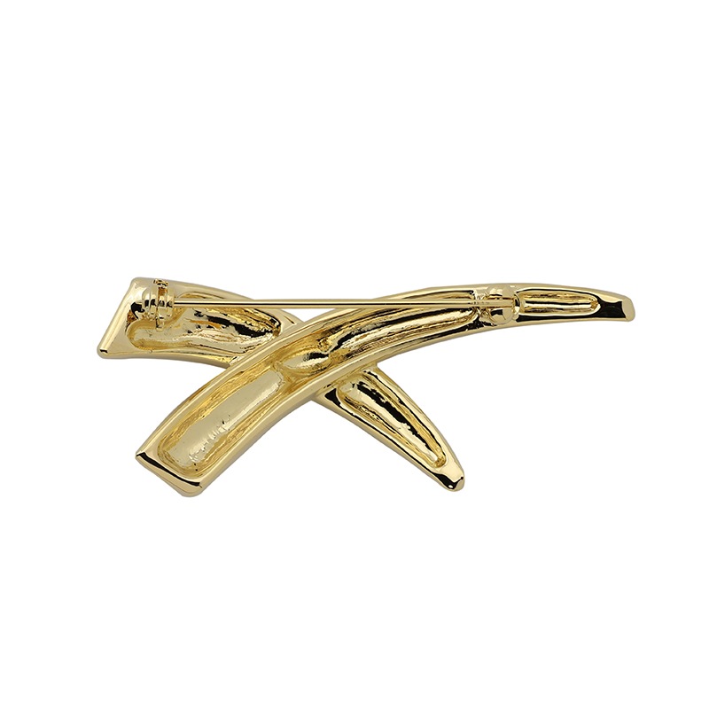 モダンモチーフ　デザインブローチ ゴールドカラー