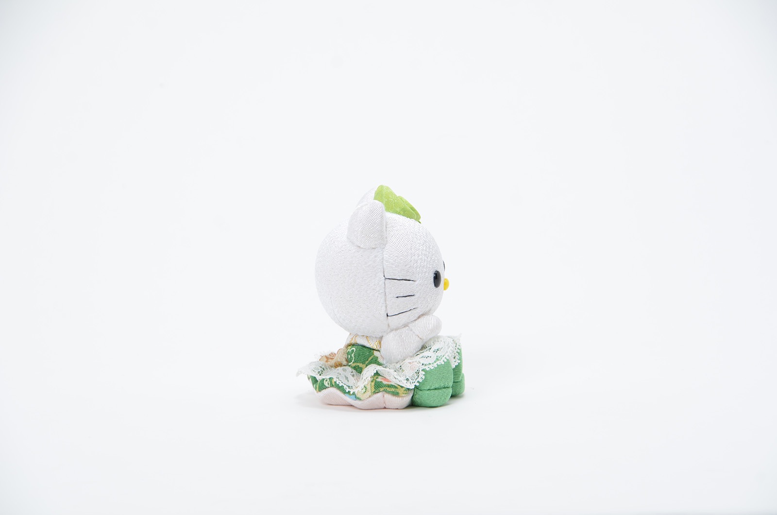 招き ハローキティ (座) | ART OF LIVING,SANRIO CHARACTERS × 柿沼