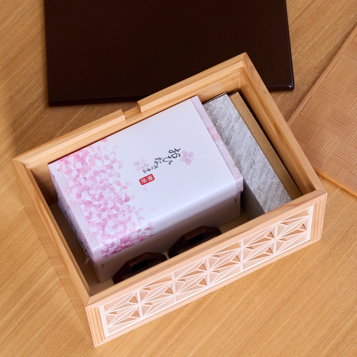 宝想雛（ほうそうびな） 四角 小 | ひな人形 | 柿沼東光 | フラッグ