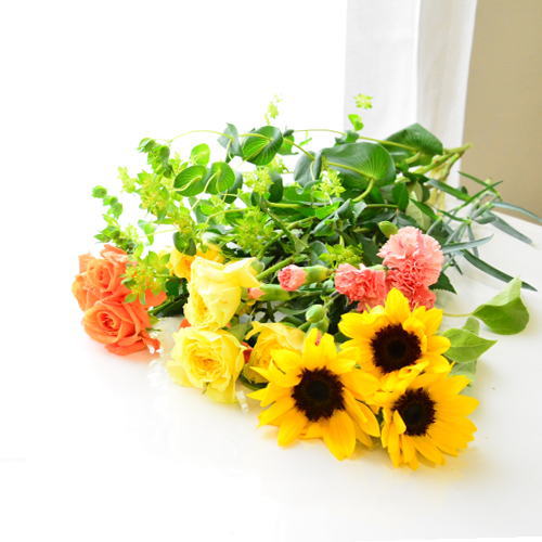 YO母の日誕生日花花束切花生花自宅送料無料イマデキおうち時間うちで過ごそうお正月おまかせフラワー上質な暮らしリビングオシャレかわいいカットフラワー切り花