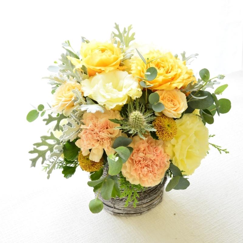 花 フラワーアレンジメント 生花 フラワーギフト 誕生日 ギフト フラワー アレンジメント プレゼント お祝い お礼 花屋 色が選べる アレンジ 贈り物 結婚 出産 展示会 楽屋花 記念日 お見舞い 花屋 おしゃれ かわいい アルネの花 5 a お花 指定日 お届け 最強配送