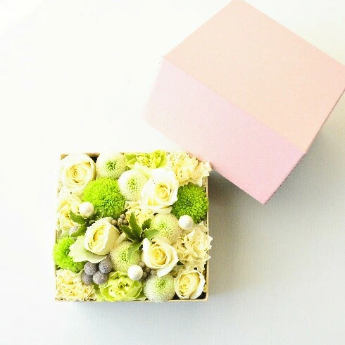 父の日 花 フラワーボックス フラワーアレンジメント ボックスフラワー 生花 ギフト 誕生日 誕生日プレゼント ボックス アレンジメント アレンジ フラワー アレンジ  プレゼント 記念日 結婚 お礼 お供え お供え花 出産 ほんの気持ち かわいい ax お花