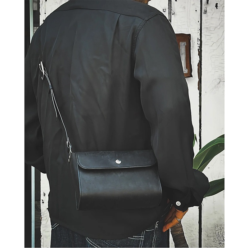 モト MOTO ITALIAN COW LEATHER FLAP MINI SHOULDER イタリアン