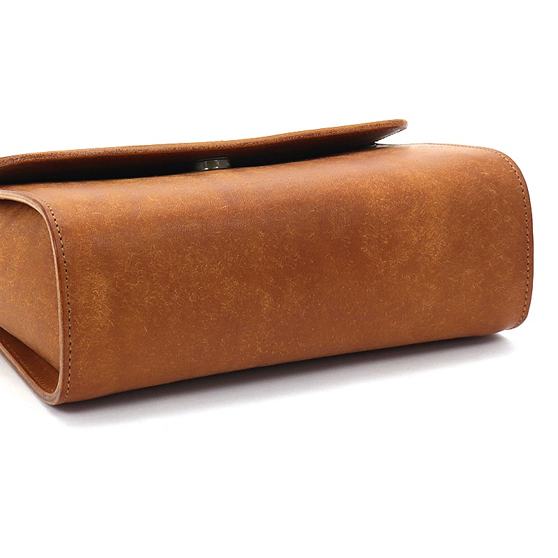 モト MOTO ITALIAN COW LEATHER FLAP MINI SHOULDER イタリアン