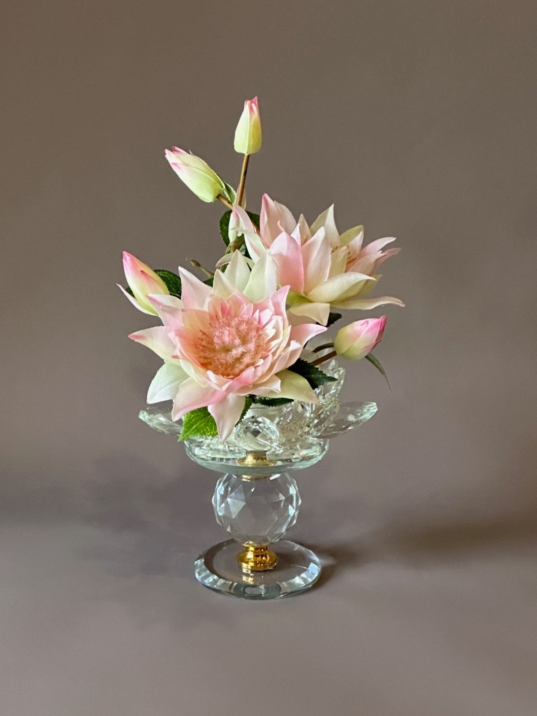 専用 その様♪プリザーブドフラワー お供え 仏花 お供え 仏花 プリザーブドフラワー 対 ケース入り 菊 仏壇用 しのぶ