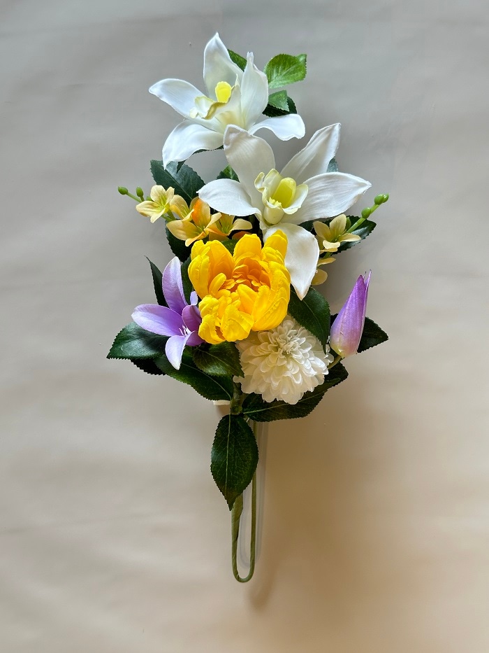 アーティフィシャルフラワー仏花（花丈22cm 下部のワイヤー含まず） 器