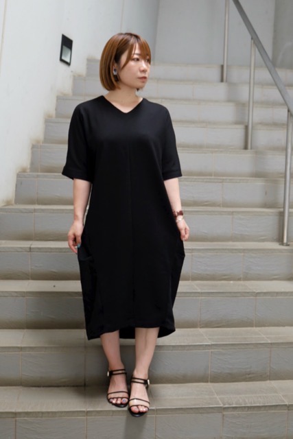 Vネックカットソーコクーンワンピース ブラック ワンピース Kinglily