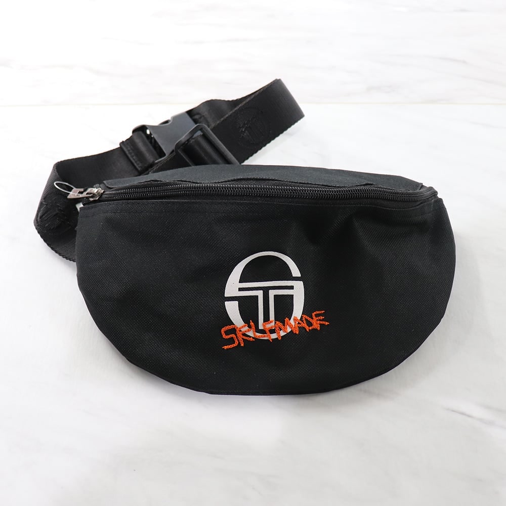 SELF MADE BY GIANFRANCO VILLEGAS / Embroidery fanny pack