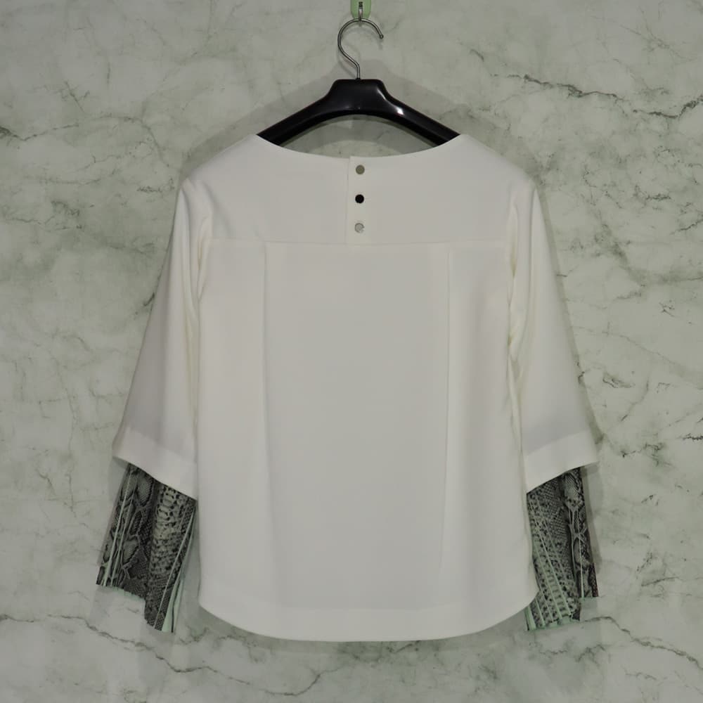 TARO HORIUCHI / TA プリーツカフスドレス