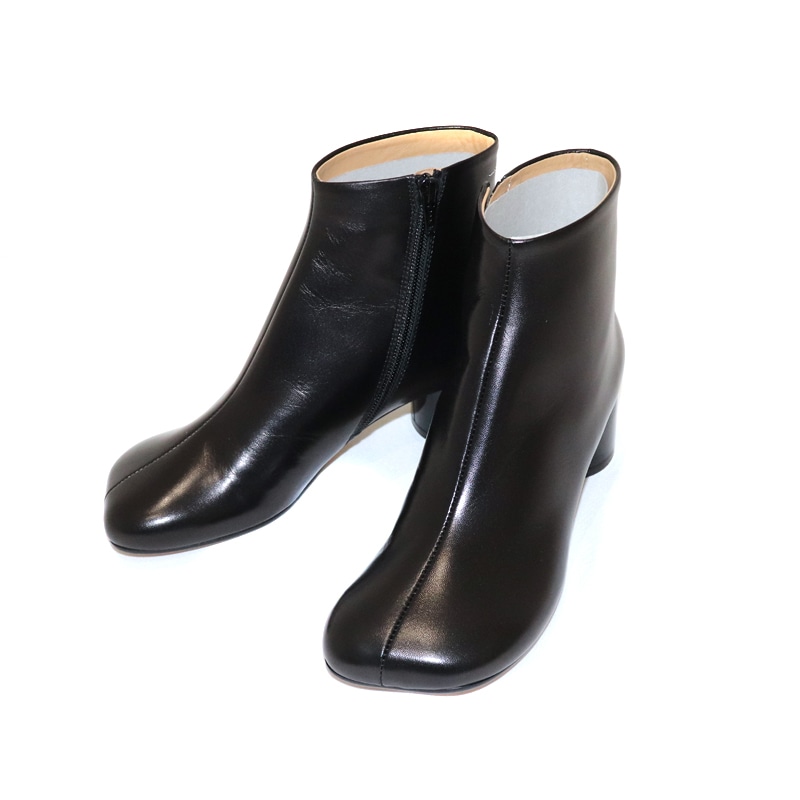 MM6 / MM 6 Logo Heel Boots