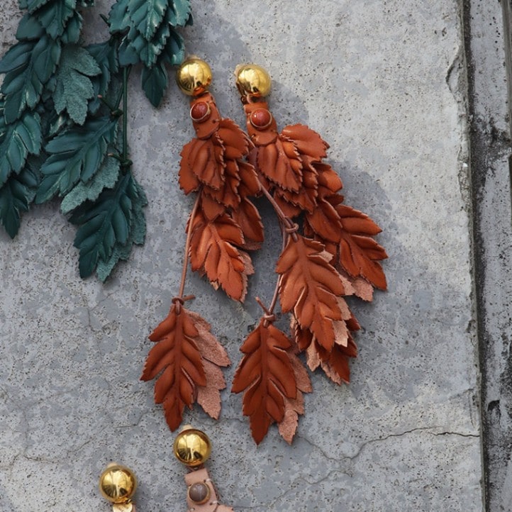 FUMIE TANAKA / FT leather tree earring