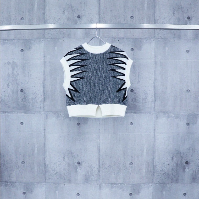 FUMIE TANAKA / FT giza v ve