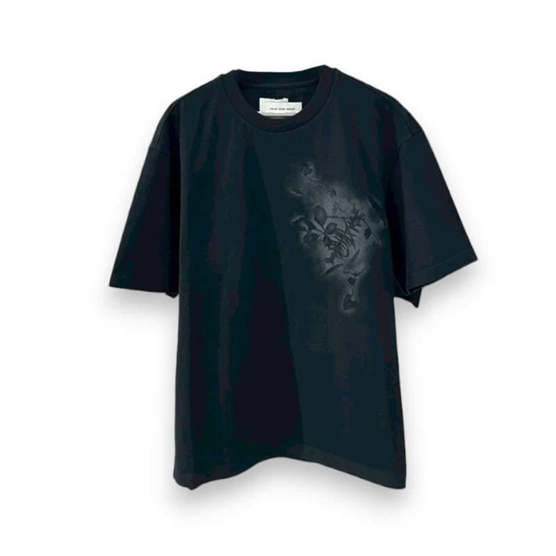 Feng Chen Wang / FCW Spray painted plants dye tee