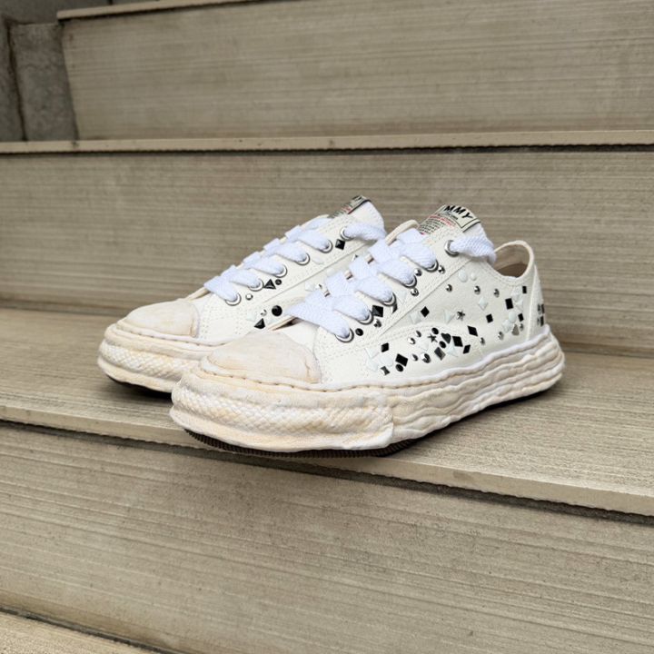 Maison MIHARA YASUHIRO / PETERSON23 / original sole embellished canvas Low-Top sneaker