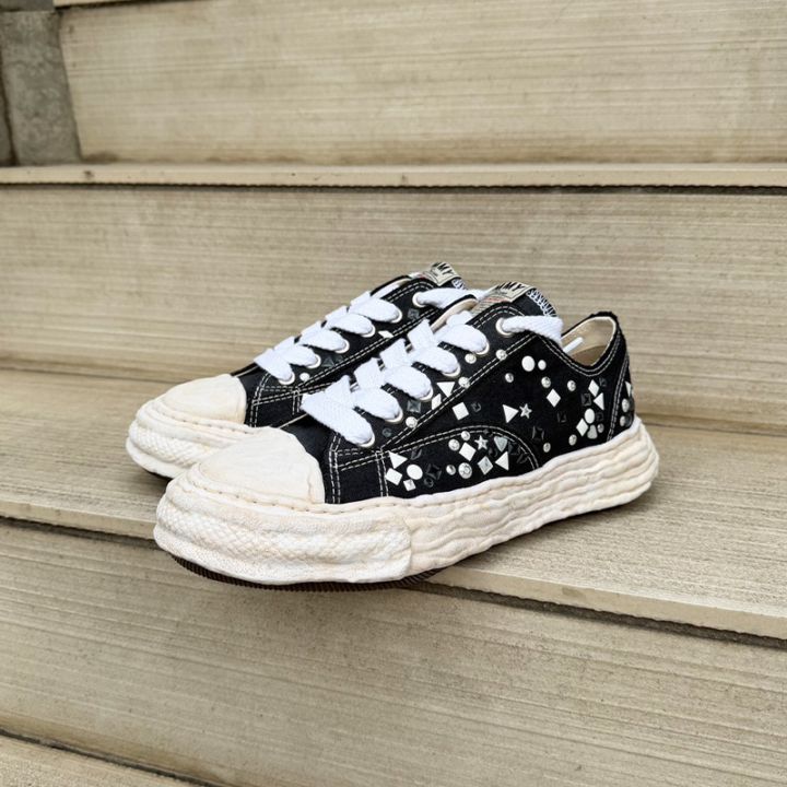 Maison MIHARA YASUHIRO / PETERSON23 / original sole embellished canvas Low-Top sneaker