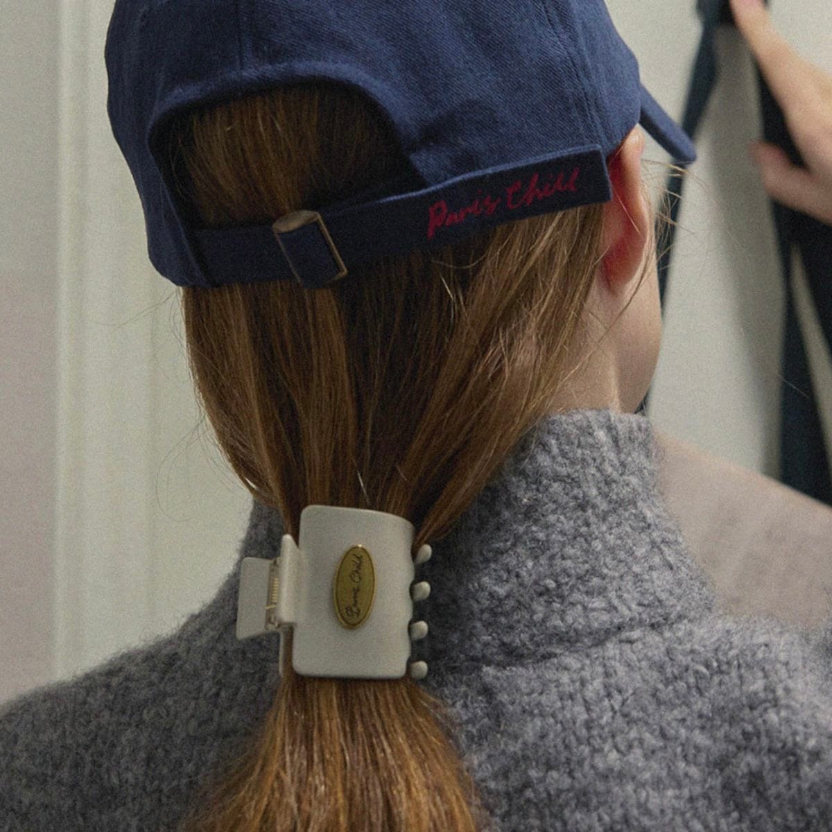 HOTEL827] Classic ヘアクリップ - Grey | CATEGORY,ACC,accessory