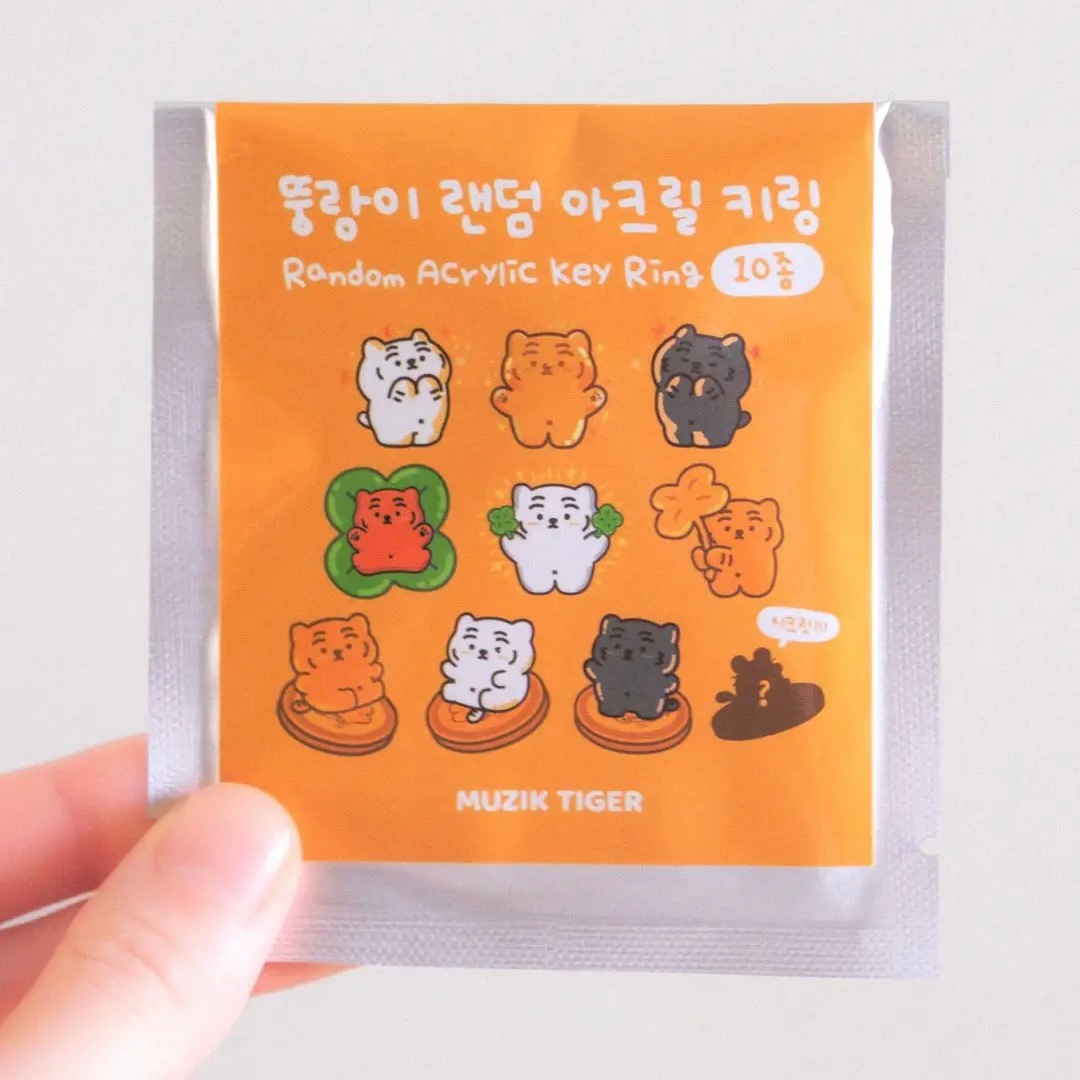 韓国BL ペイバック アクリルキーリング　トレカセット タイ限定 韓国BL ペイバック アクリルキーリング トレカセット タイ限定