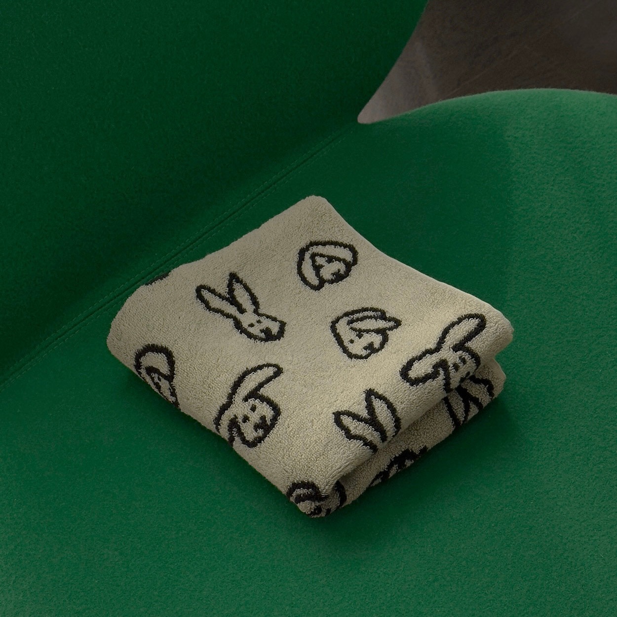 WARMGREY TAIL] Bunny Bunny フェイスタオル - Cream | CATEGORY