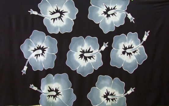 リゾートドレス　308  フラ　ハワイアンファブリック　ハイビス柄　グレー色 リゾートドレス 308 フラ ハワイアンファブリック ハイビス柄