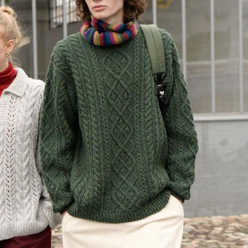 【糸セット】「毛糸だま2025冬」P.12みどりのメンズプルオーバー（Mサイズ）