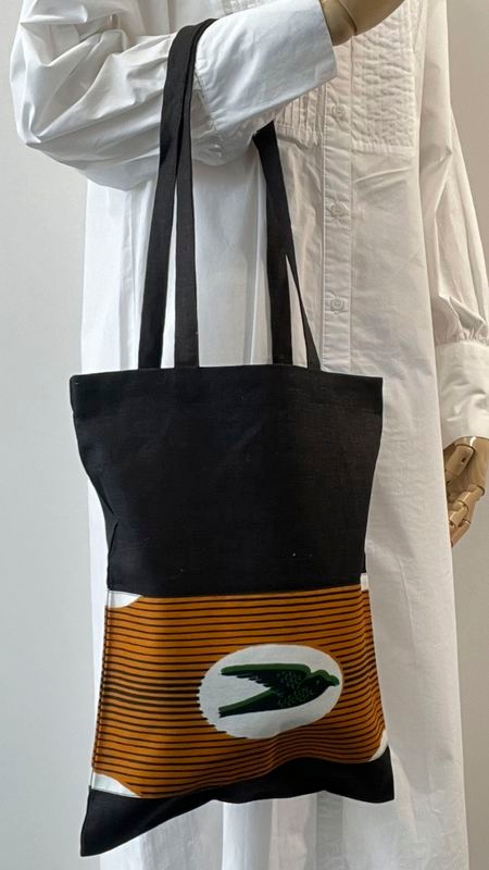 リネンフラットバッグ  ツバメ  ブラック