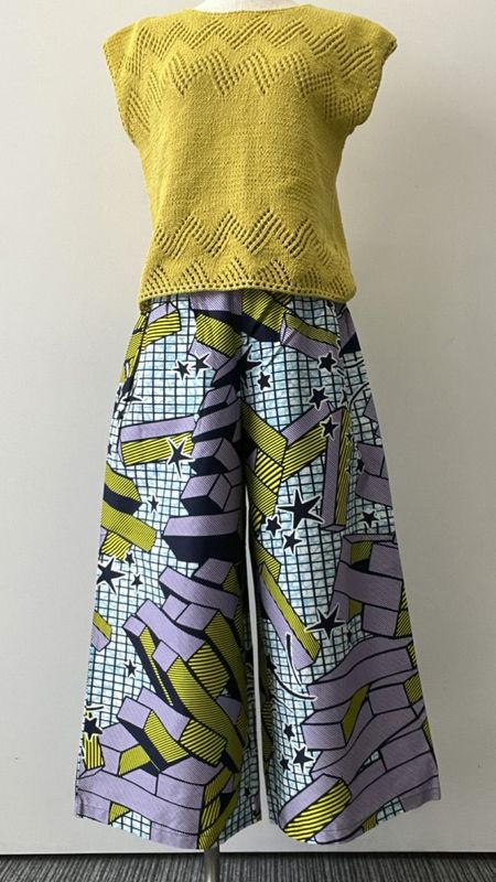 ワイドパンツ88cm  流れ星柄