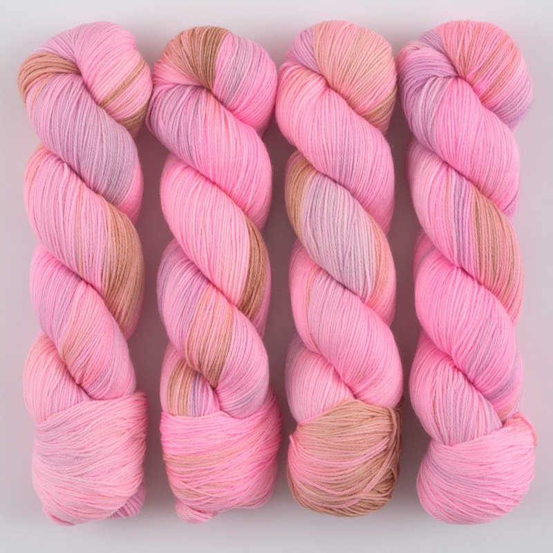 HHF ソックヤーン Whisper