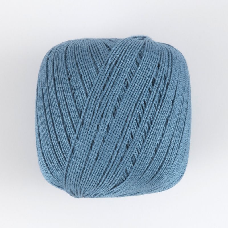 【Keitoキット】ケーブル5で編むかぎ針編みの三角ショール（ナチュラル）