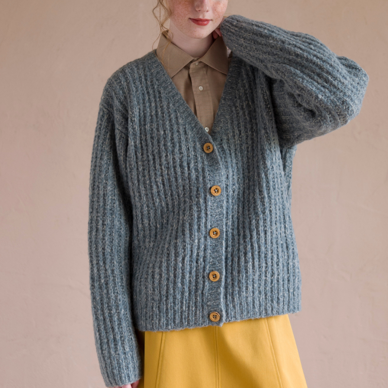 【糸セットS・M・Lサイズ】「毛糸だま2025秋」P.41ビッグシルエットのカーデ（サンプルカラー）