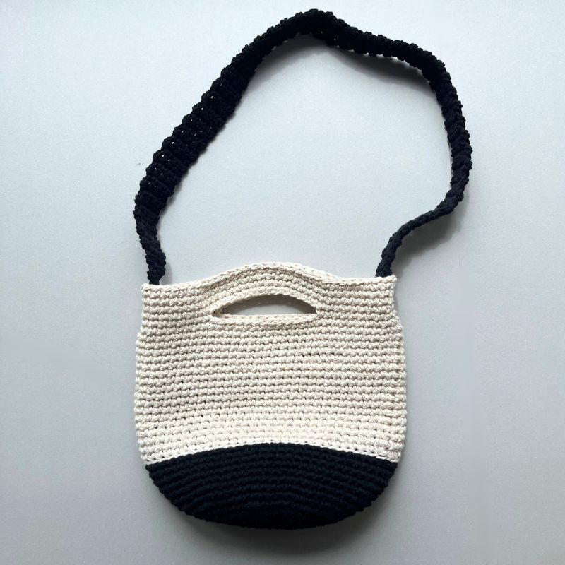 【Keitoキット】フェアリーフロスの丸底バッグ（サンプルカラー）