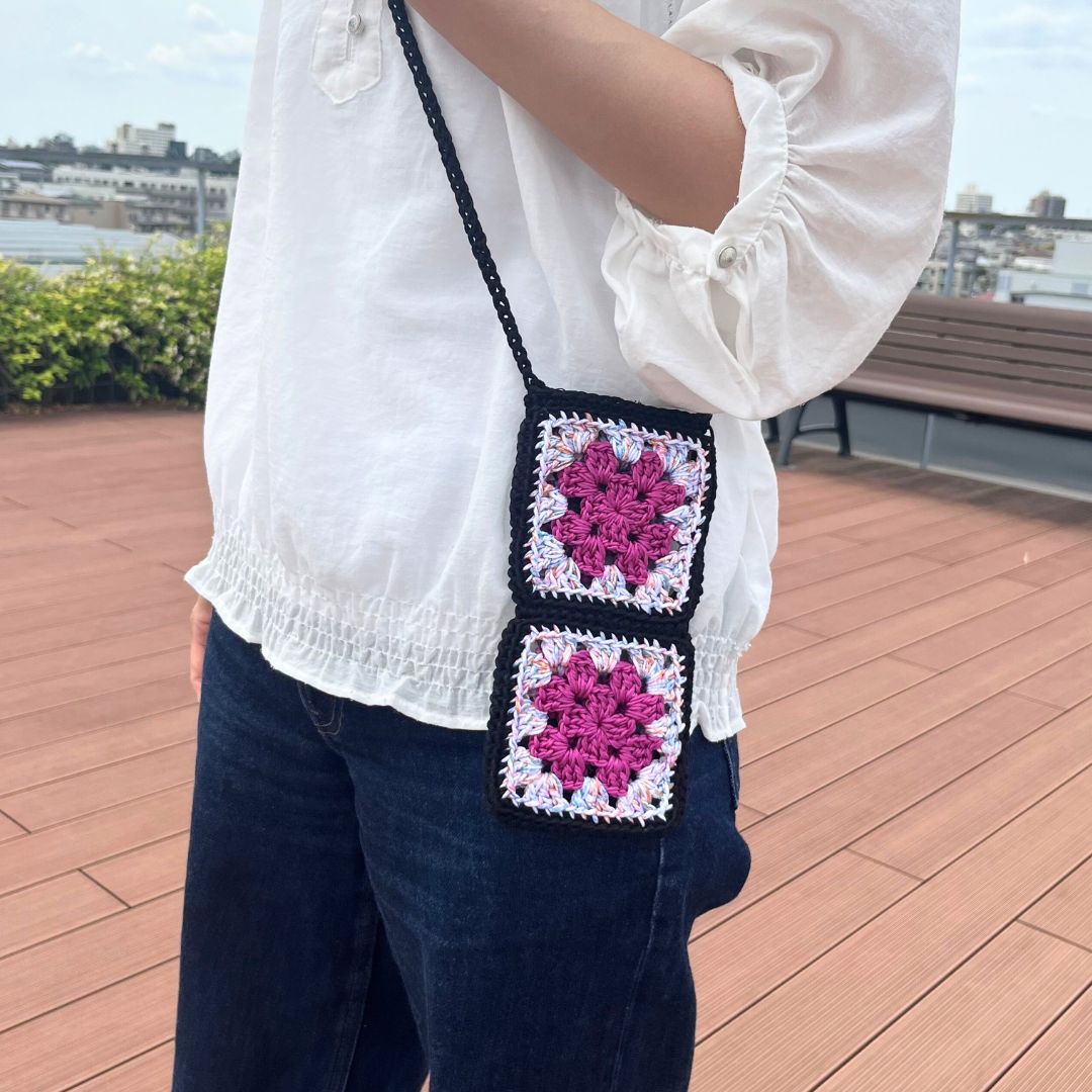 【Keitoキット】グラニーモチーフスマホポーチ（サンプルカラー）