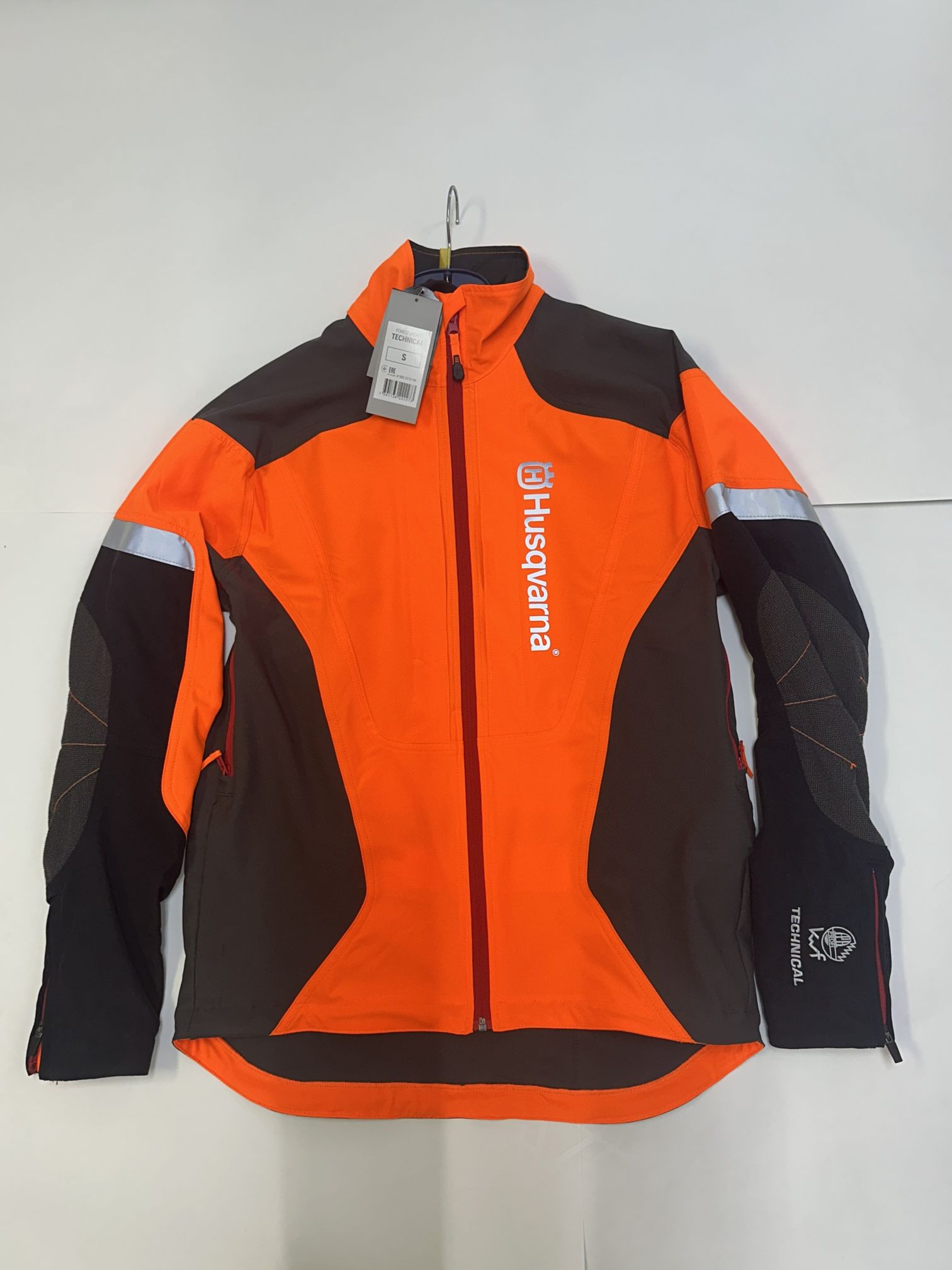 Husqvarna フォレストジャケットT-ⅡS46 | ハスクバーナの製品 