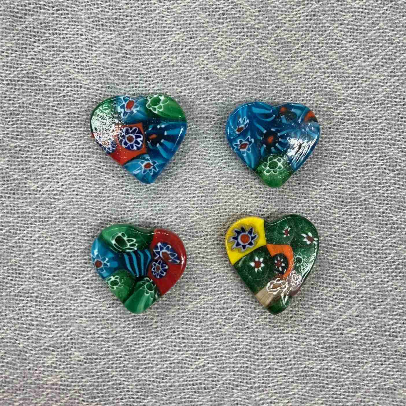 ドイツ製ボタンG03.ガラストンボ玉 ハート型