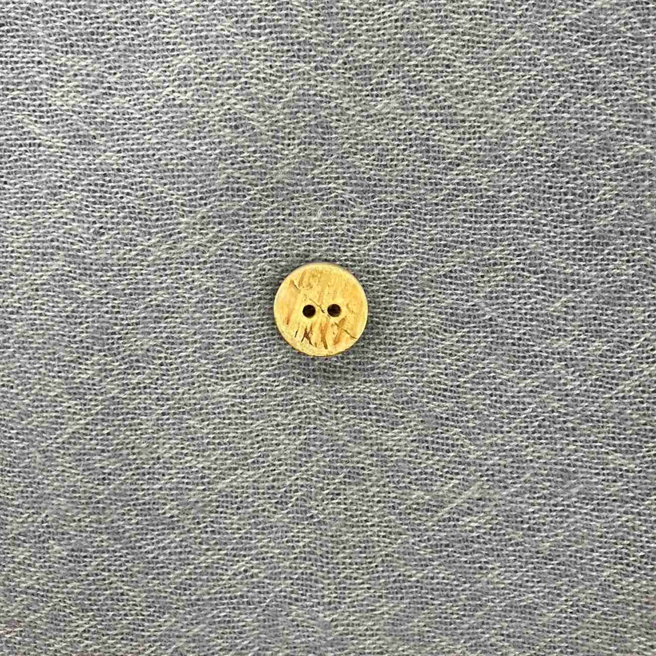 ドイツ製ボタンH4-E.水牛15mm