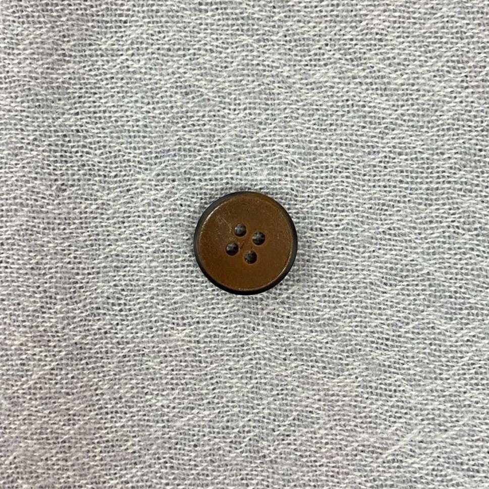 ドイツ製H17B　水牛ボタン18mm