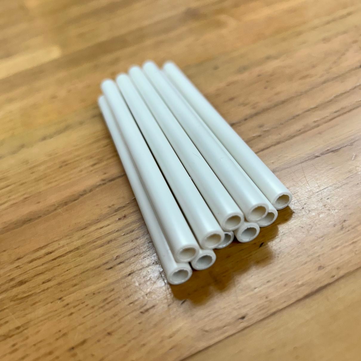 プラスチックコーン　９cm　10本セット