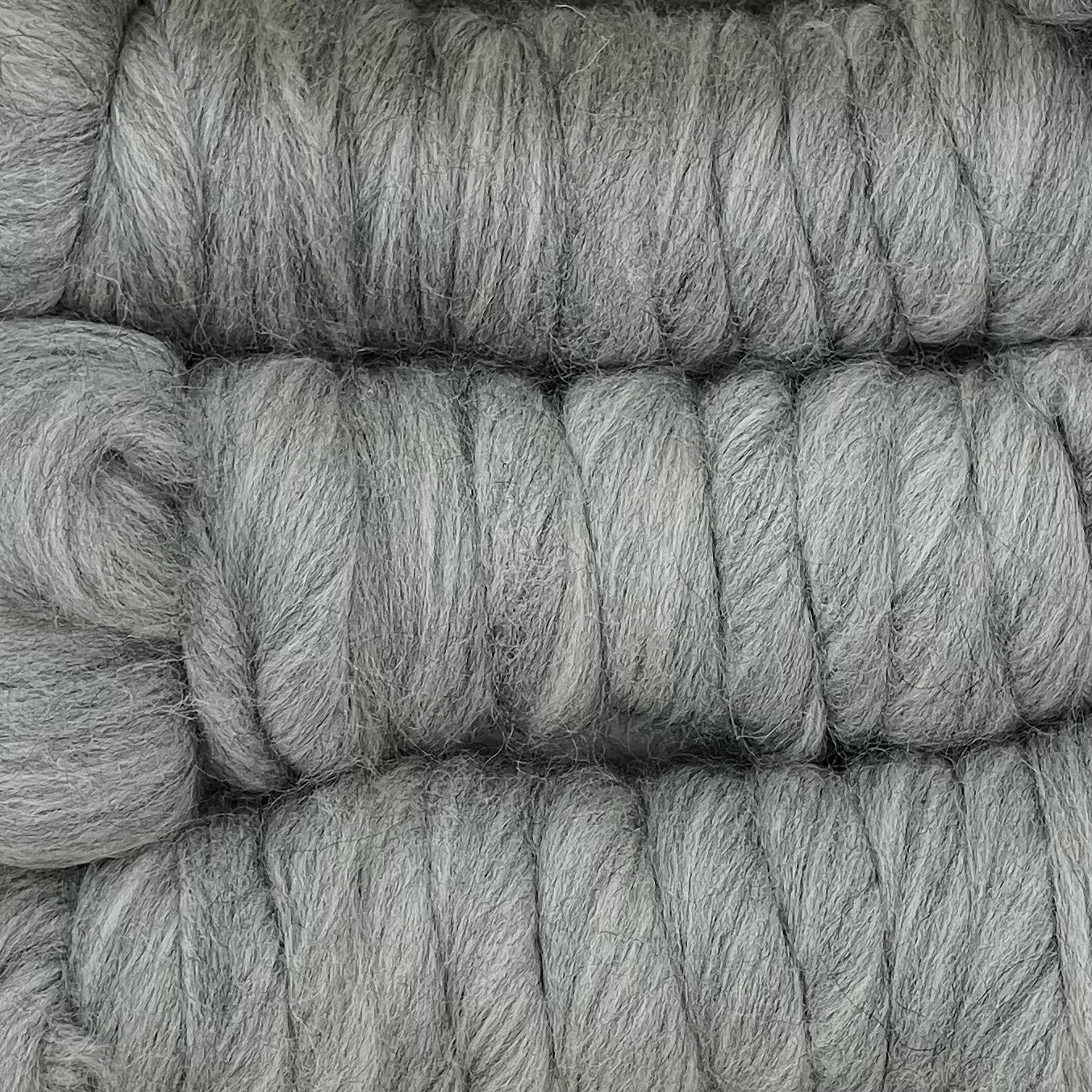 英国ナチュラルコリデール　グレー