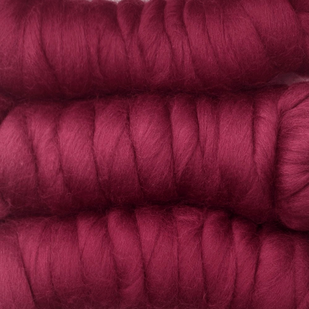 金の羊染めメリノウール 64's カシス