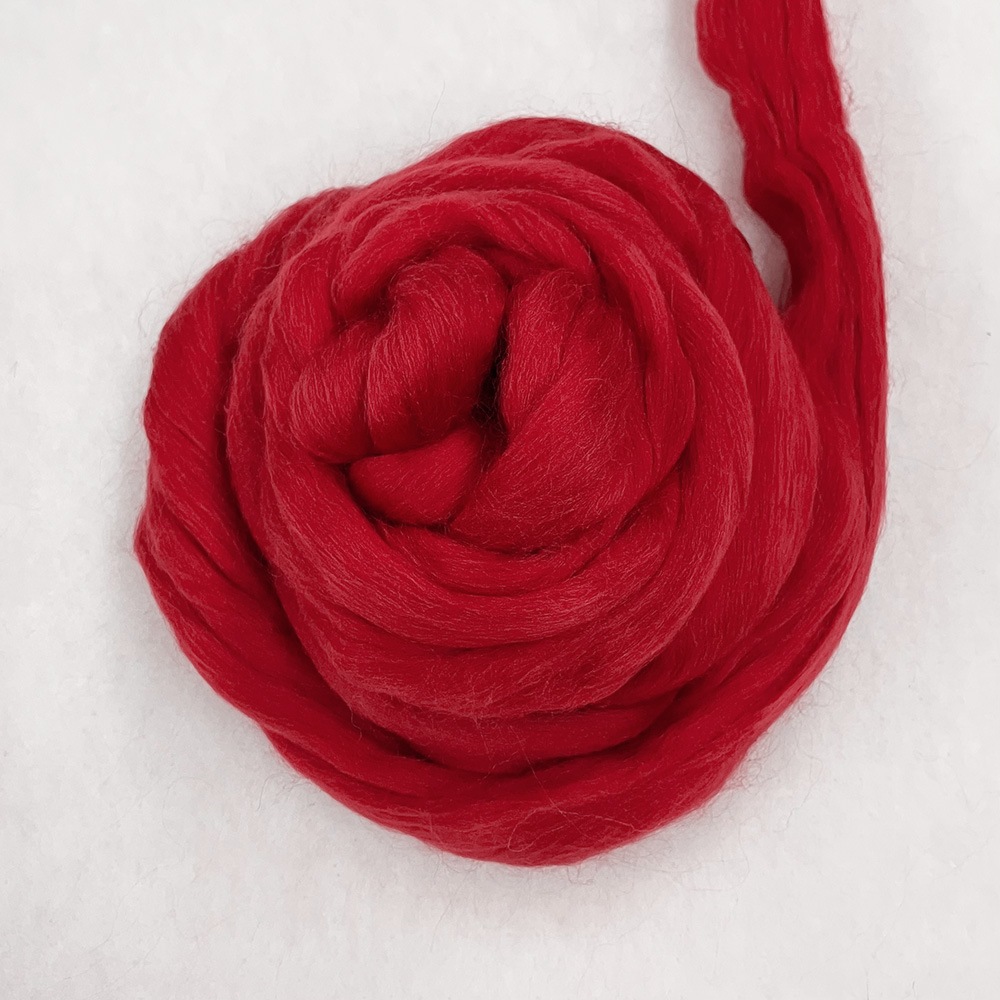 金の羊染めメリノウール 64's スカーレット