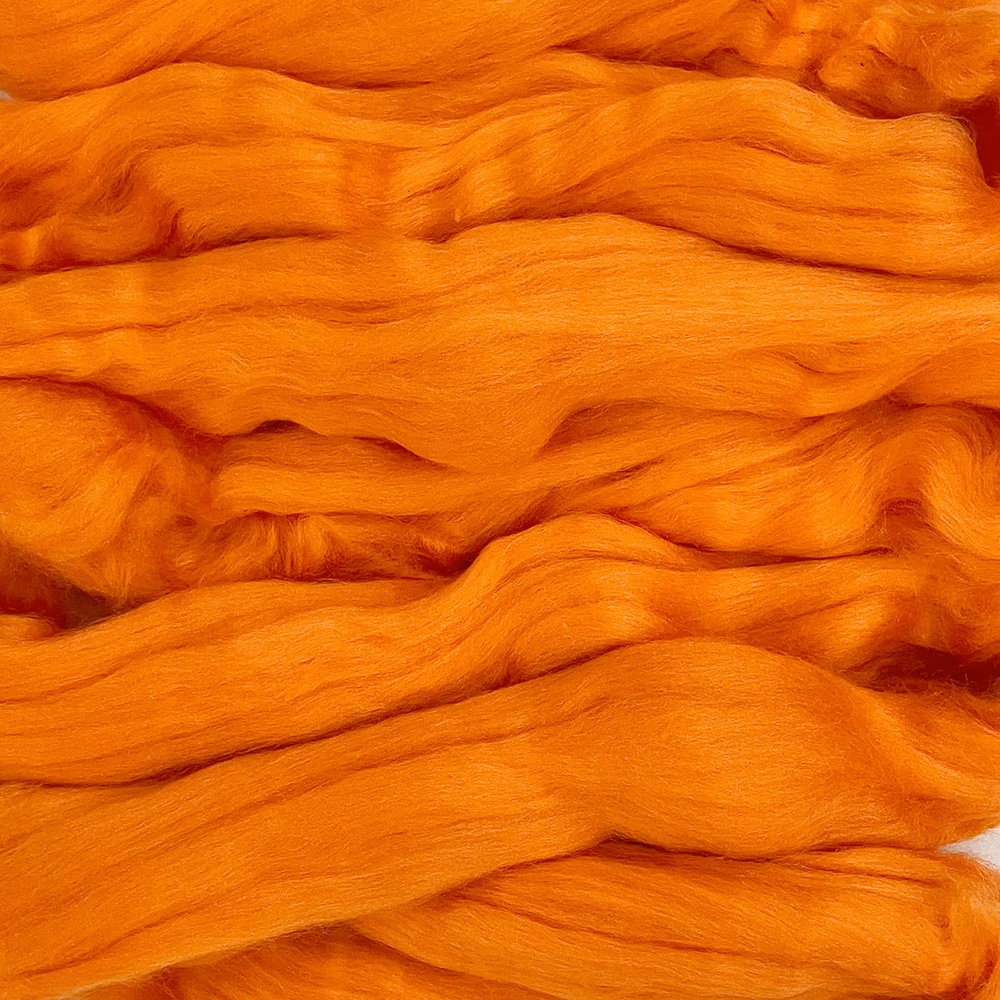 金の羊染めメリノウール 64's クレメント