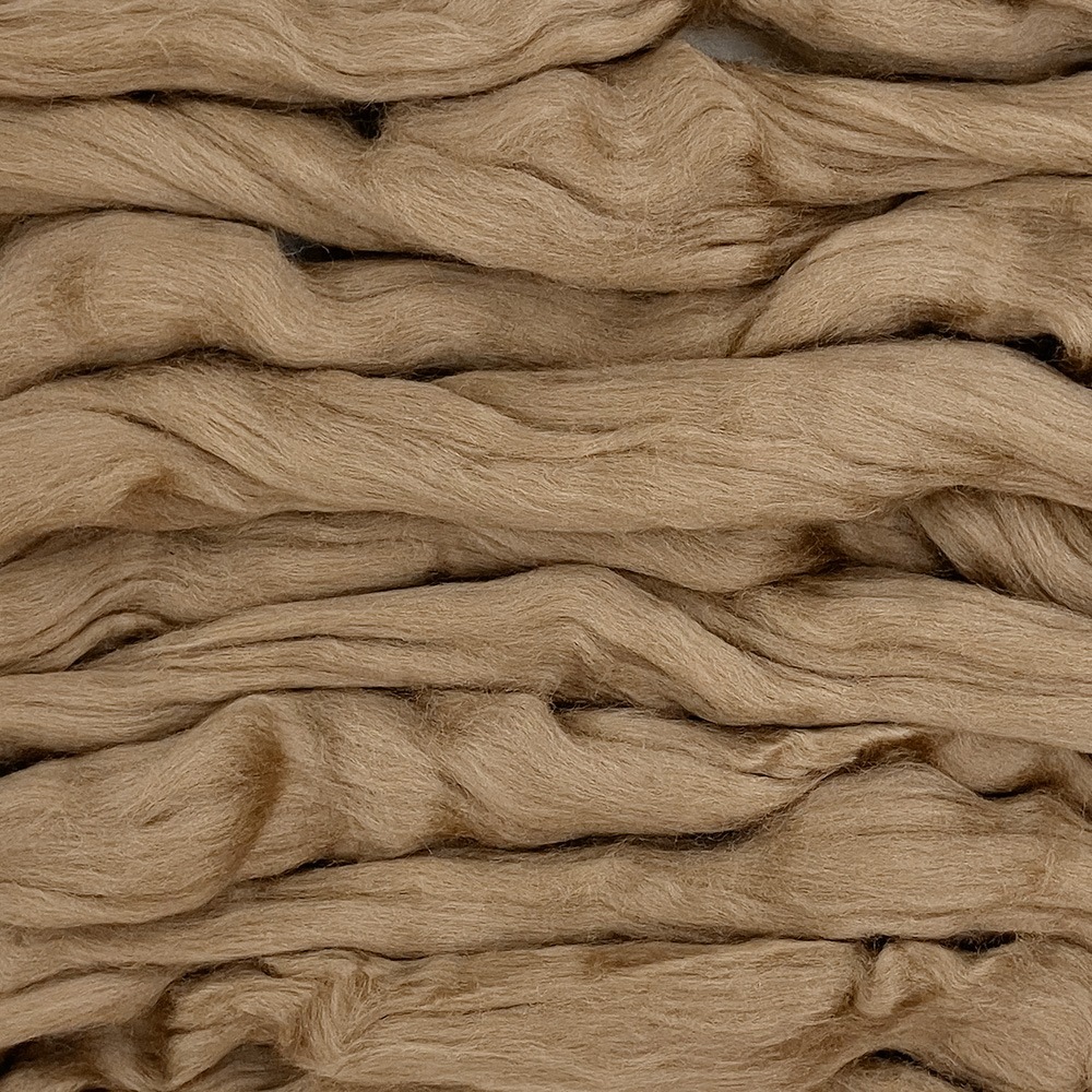 金の羊染めメリノウール 64's ミルクティー